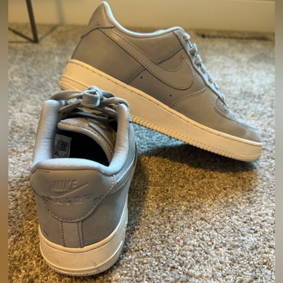 Nike Air Force 1, women’s size 8.5, gray - Picture 1 of 3